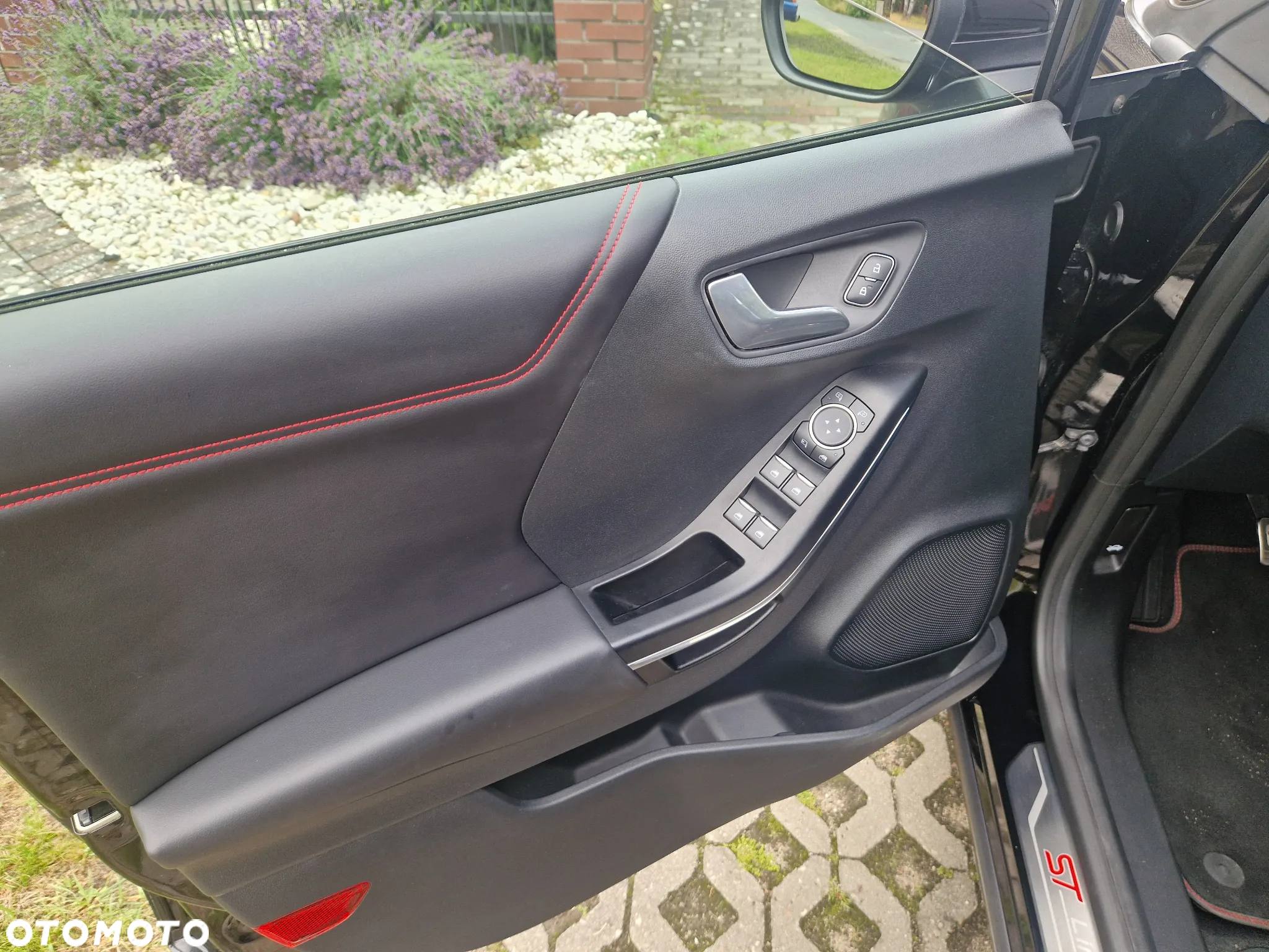 Ford Puma 1.0 EcoBoost Hybrid ST-LINE X DESIGN - 23