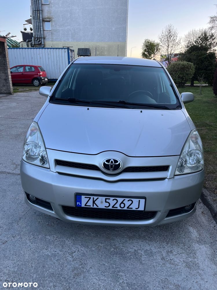 Toyota Corolla Verso 1.8 Sol - 3