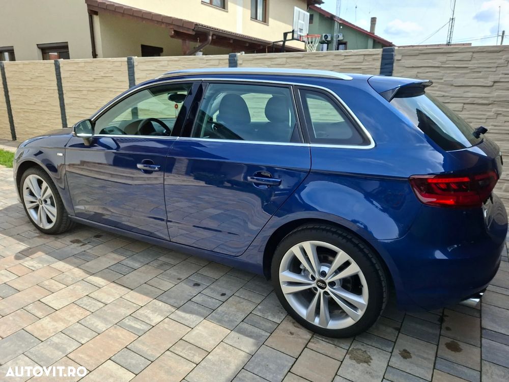 Audi A3 Sportback 2.0 TDI (clean diesel) quattro S tronic Attraction - 2