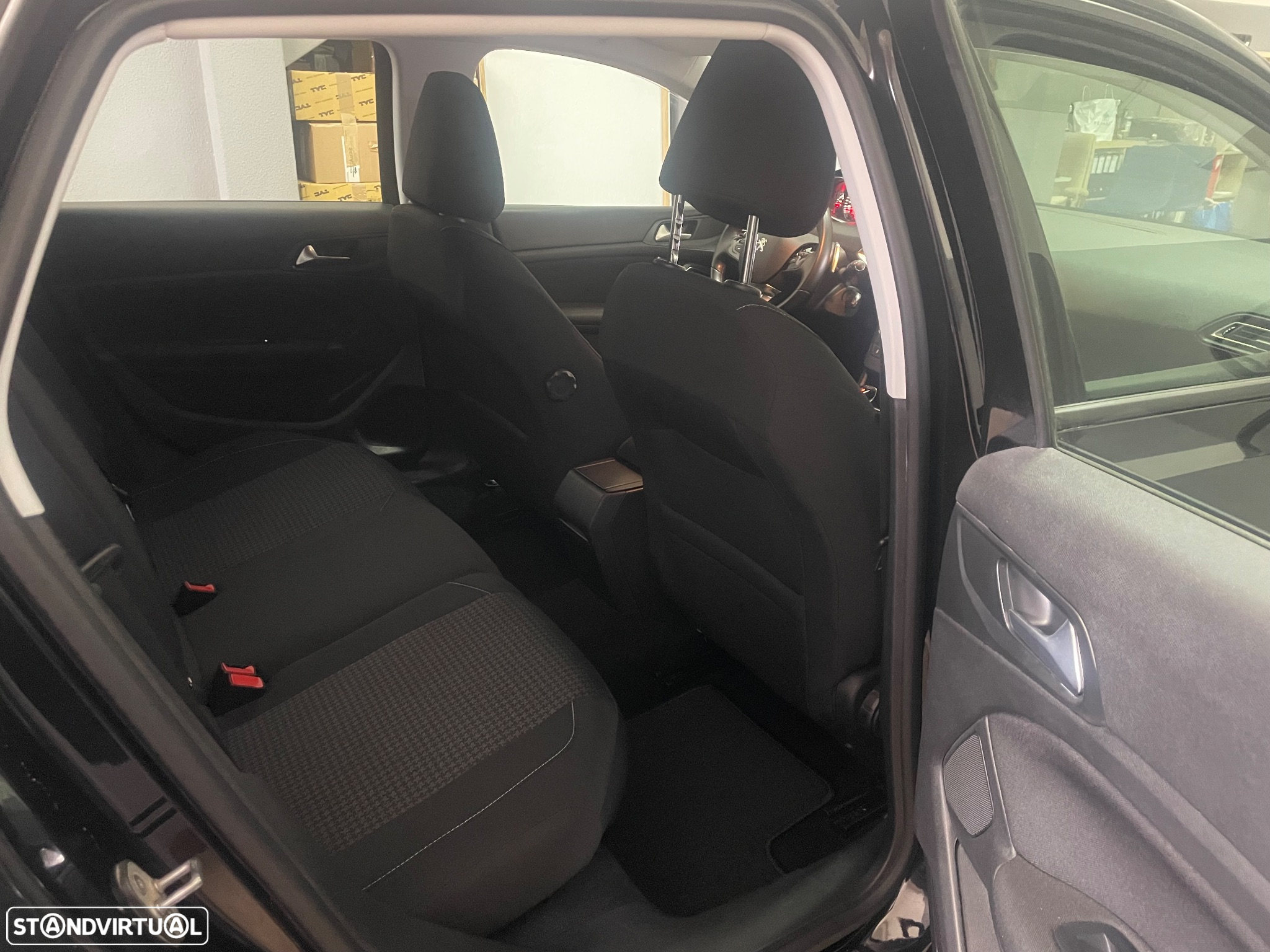 Peugeot 308 SW BlueHDi 130 EAT8 Stop & Start Active Business-Pack - 21