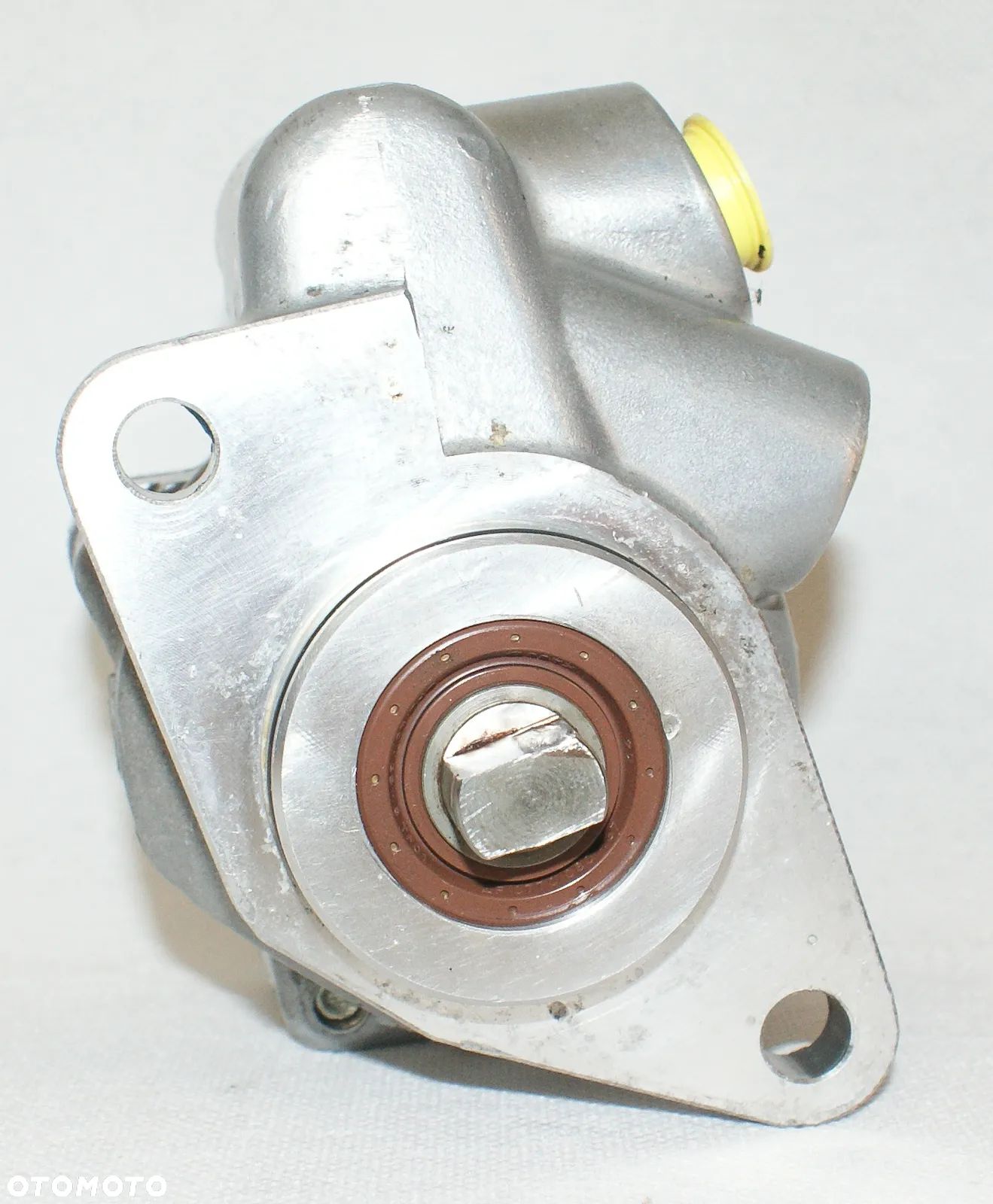POMPA WSPOMAGANIA MULTICAR - 1
