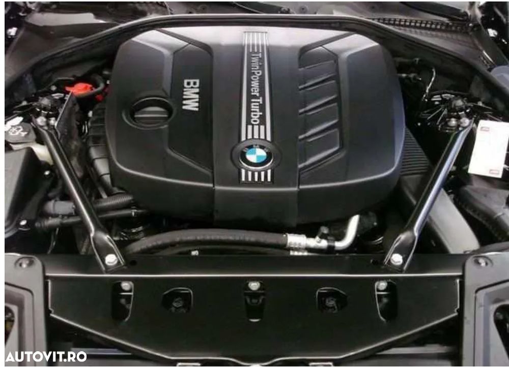 BMW Seria 5 525d xDrive Aut. - 11