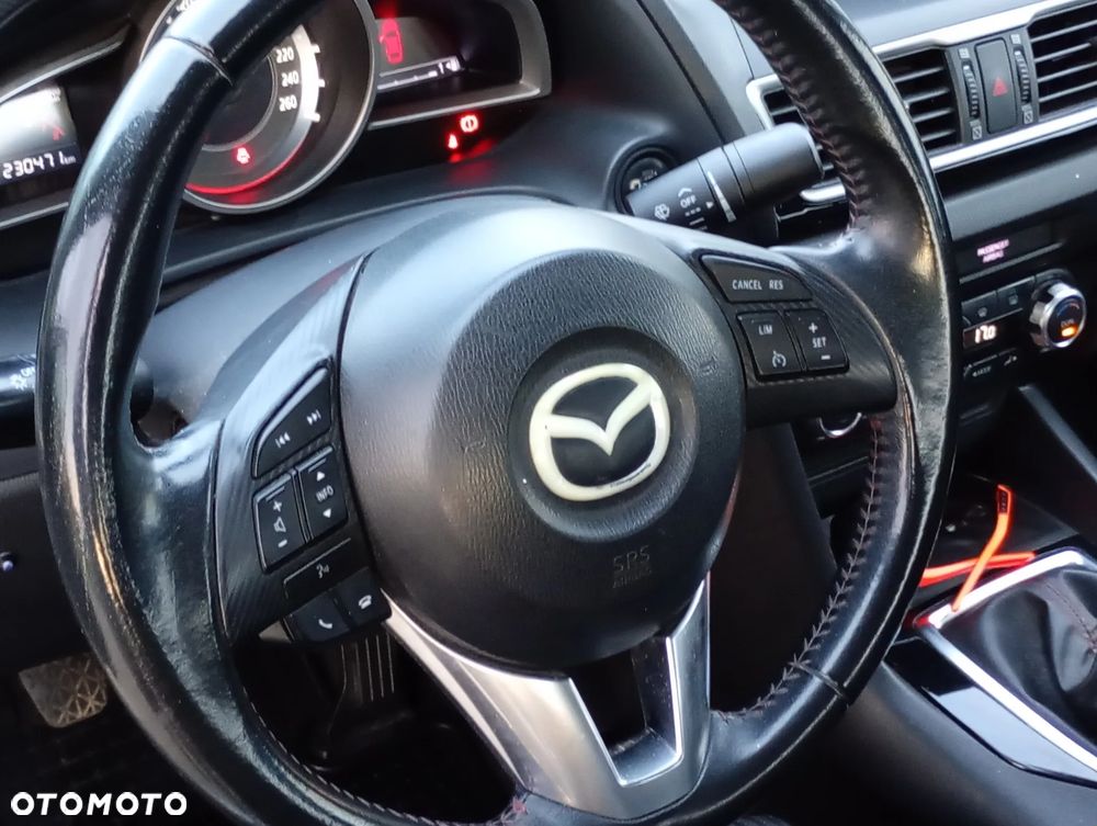 Mazda 3 - 17