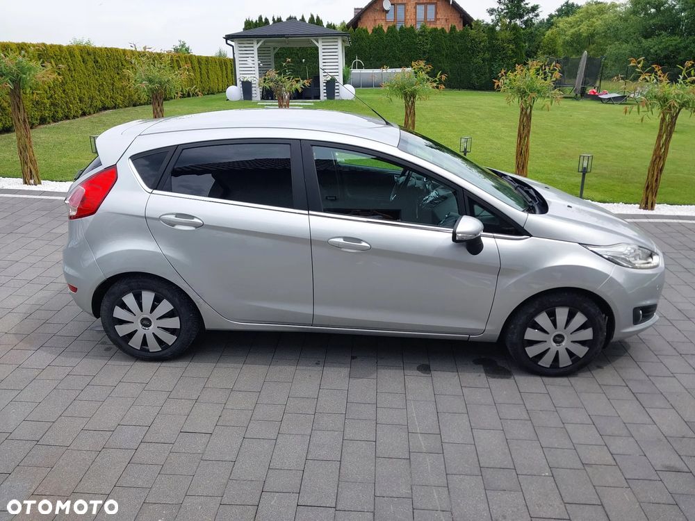 Ford Fiesta 1.0 EcoBoost STart-Stop Titanium - 12