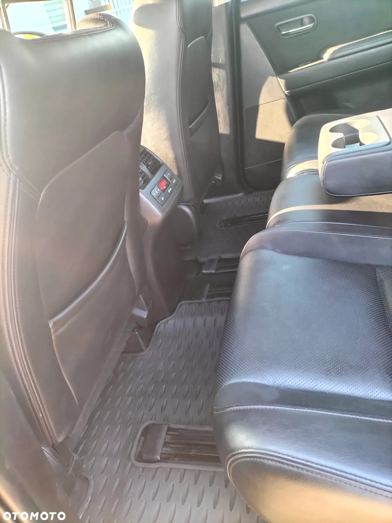 Mazda CX-9 3.7 V6 Sport - 24
