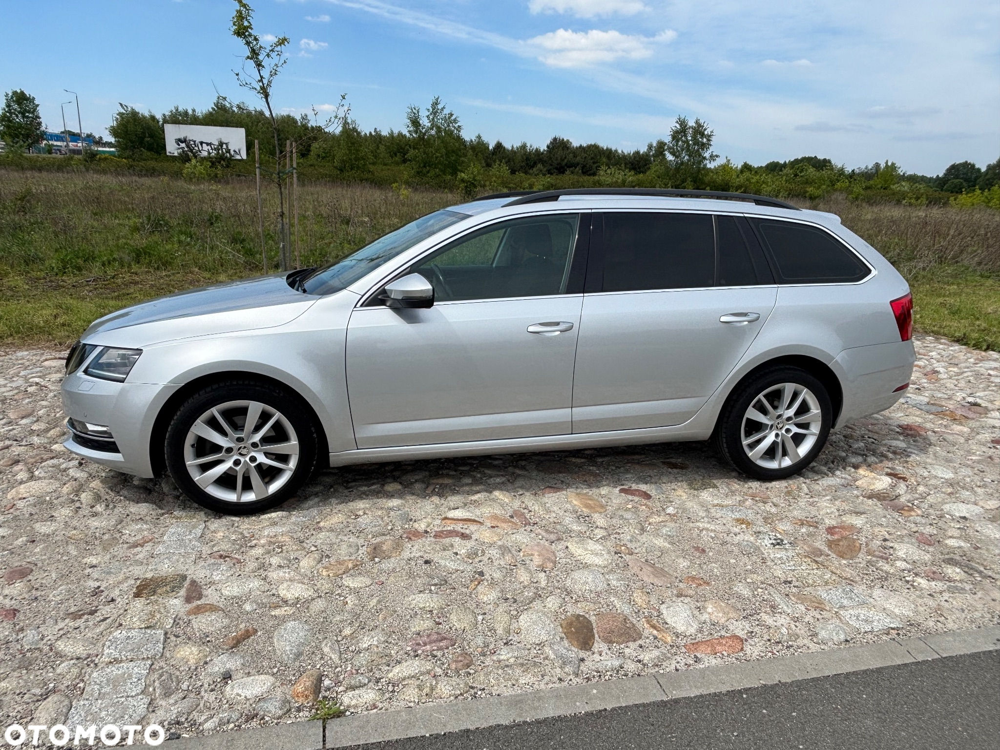 Skoda Octavia 2.0 TDI Style DSG - 2
