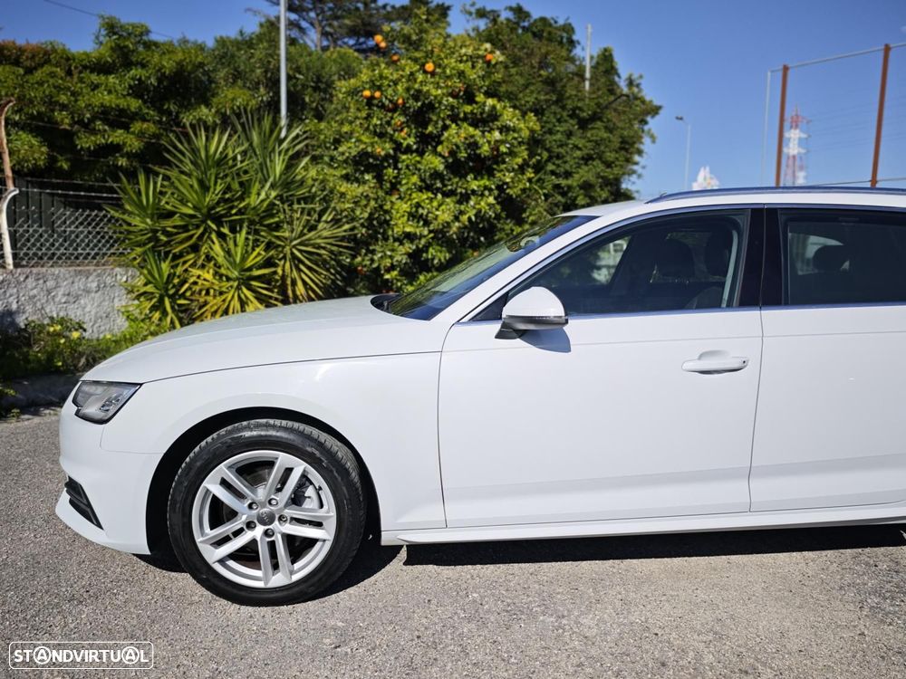 Audi A4 Avant 2.0 TDI S-line S tronic - 12