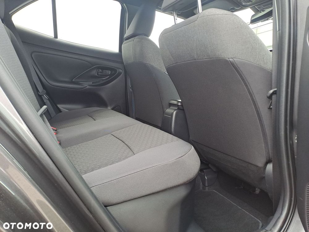 Toyota Yaris Cross Hybrid 1.5 Style - 24