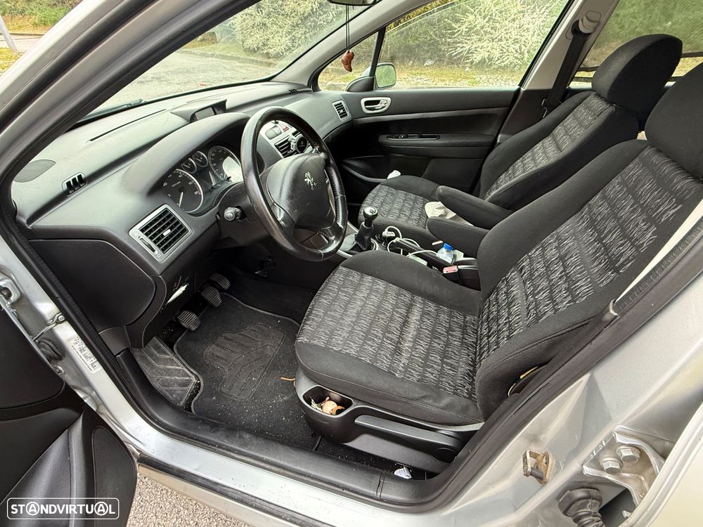 Peugeot 307 1.6 HDi Premium - 8