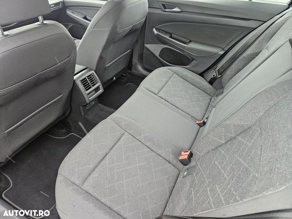 Volkswagen Golf - 16