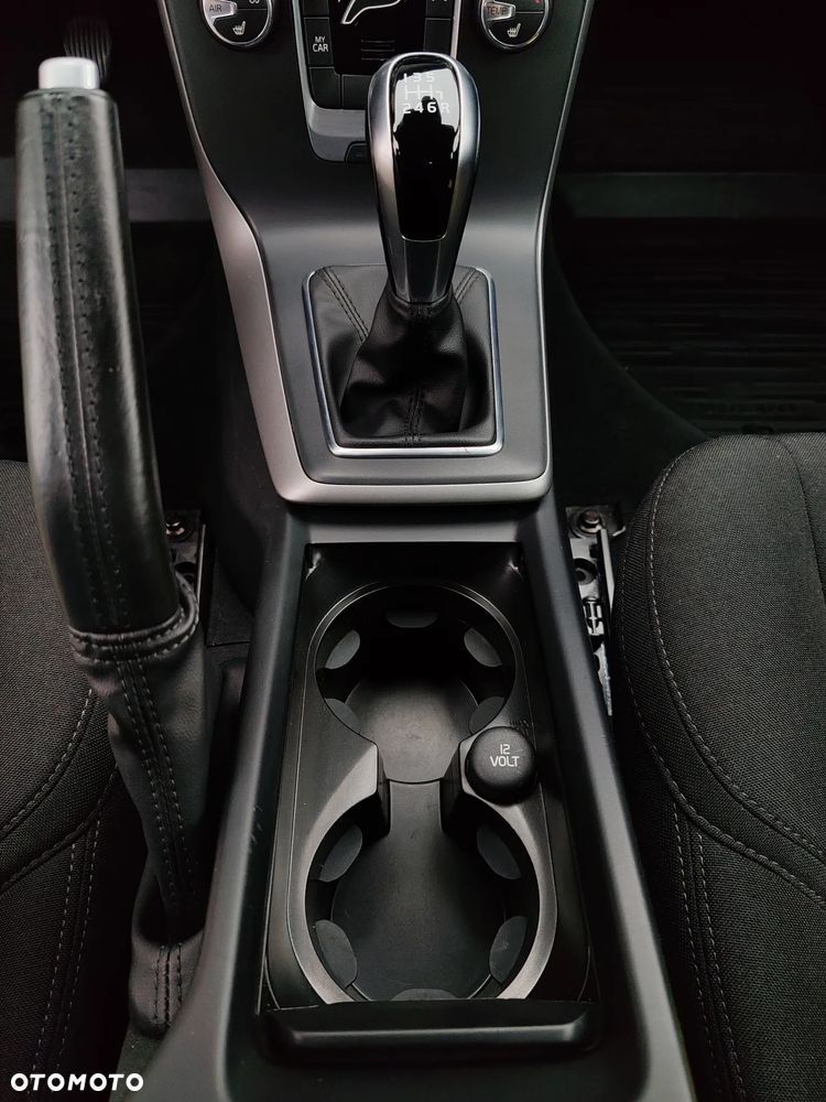 Volvo V40 T2 Kinetic - 15