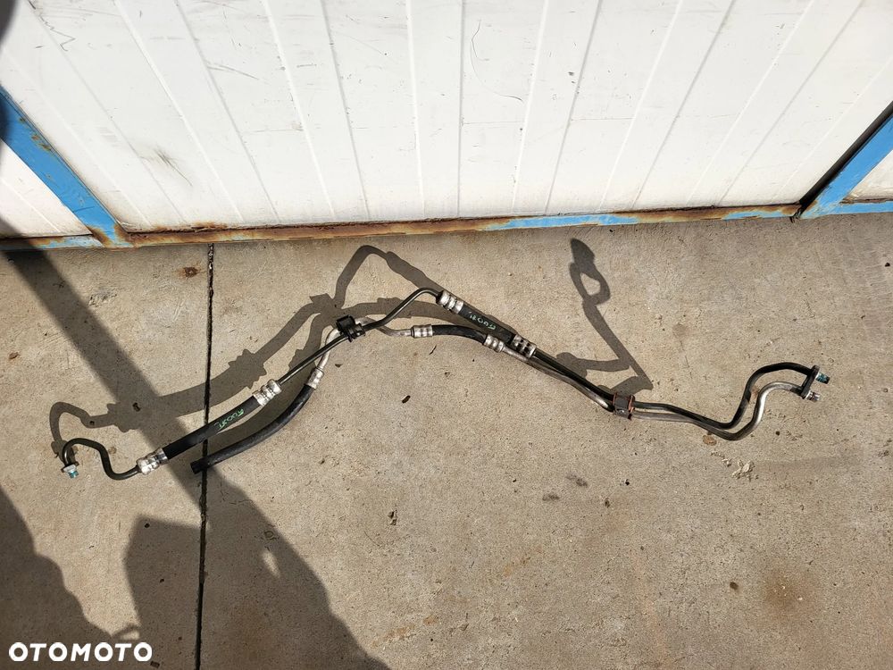 Przewody przewód wspomagania Peugeot 5008 I - 1