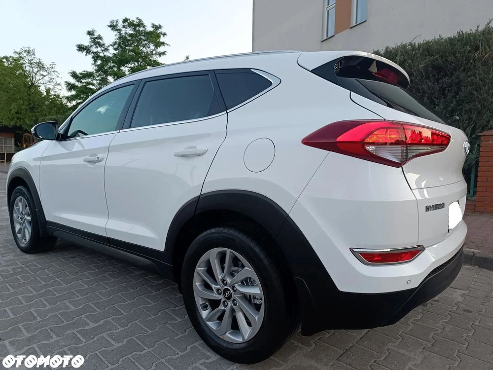 Hyundai Tucson 1.7 CRDI BlueDrive Comfort 2WD - 27