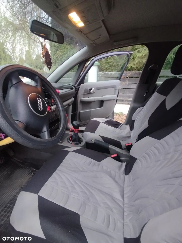 Audi A2 1.4 - 5
