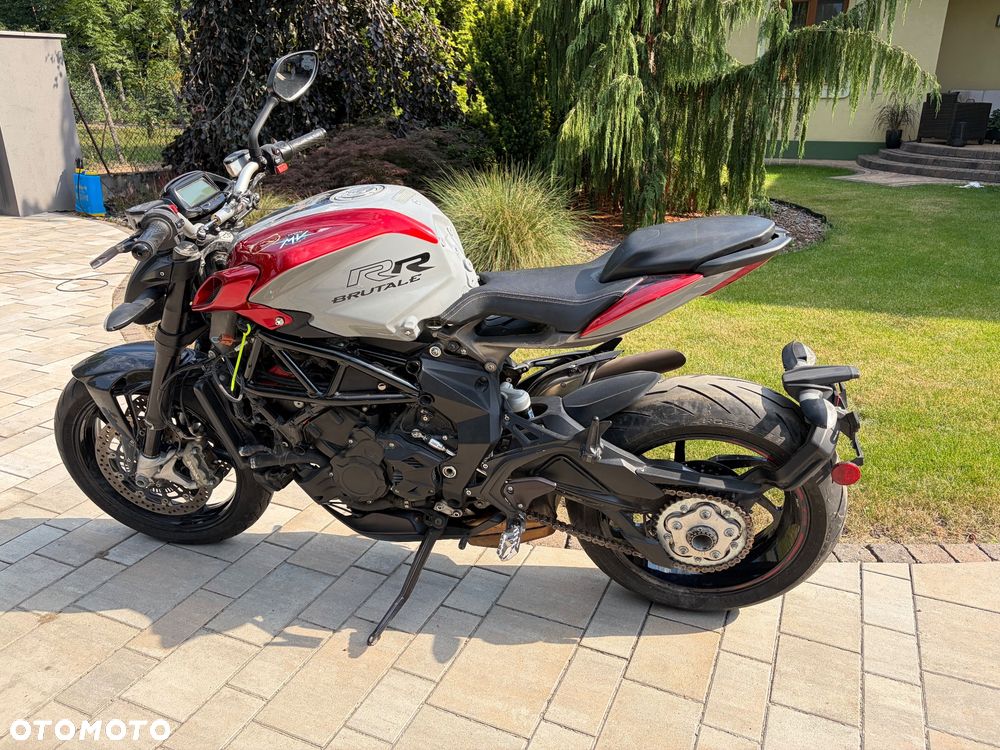MV AGUSTA Brutale - 4