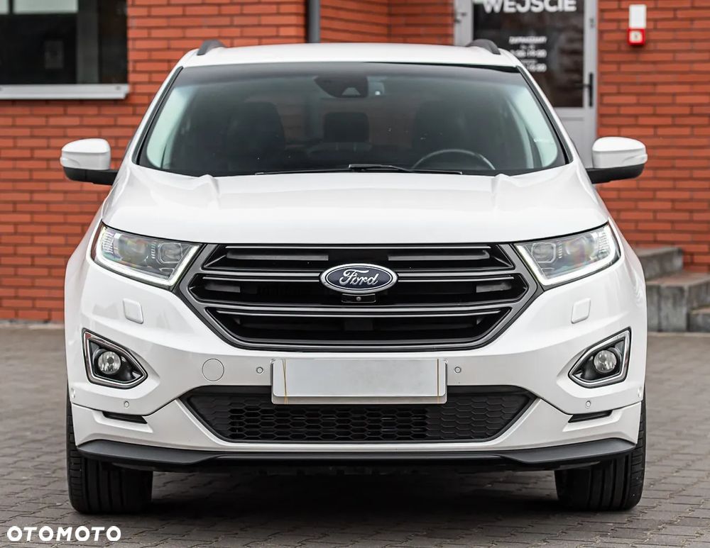 Ford Edge 2.0 TDCi Bi-Turbo 4x4 Titanium - 4