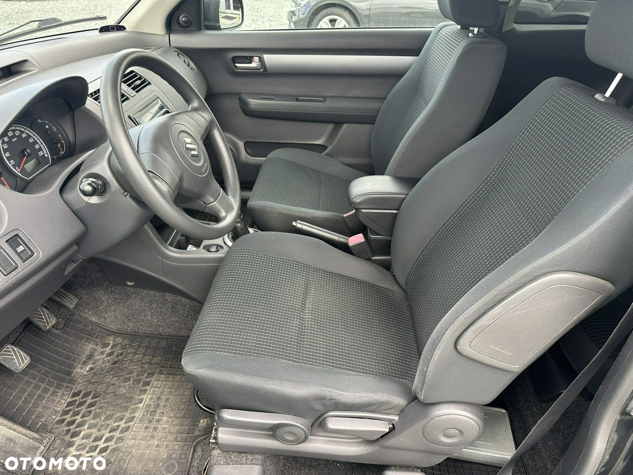 Suzuki Swift 1.3 Classic - 11