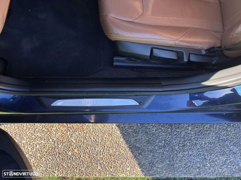 BMW 318 d Touring Luxury Line - 24