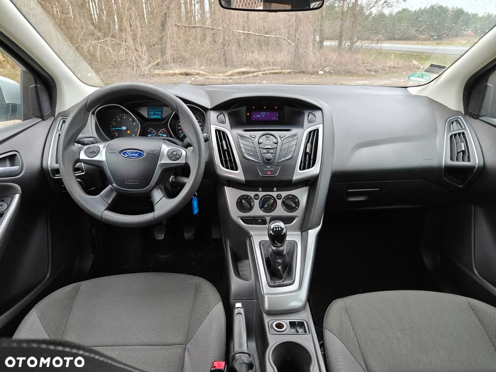 Ford Focus SW 1.6 Ti-VCT Trend - 13