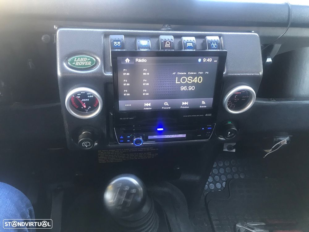 Land Rover Defender 1997 photo 2