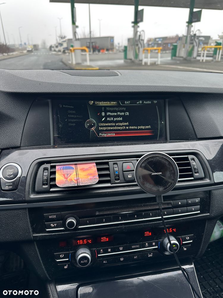 BMW Seria 5 525d xDrive - 9
