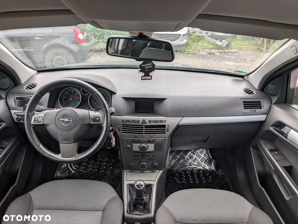 Opel Astra H III 1.9 diesel na części - 10