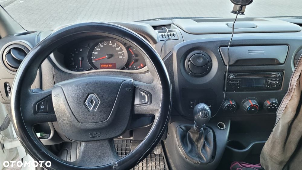 Renault Master - 10