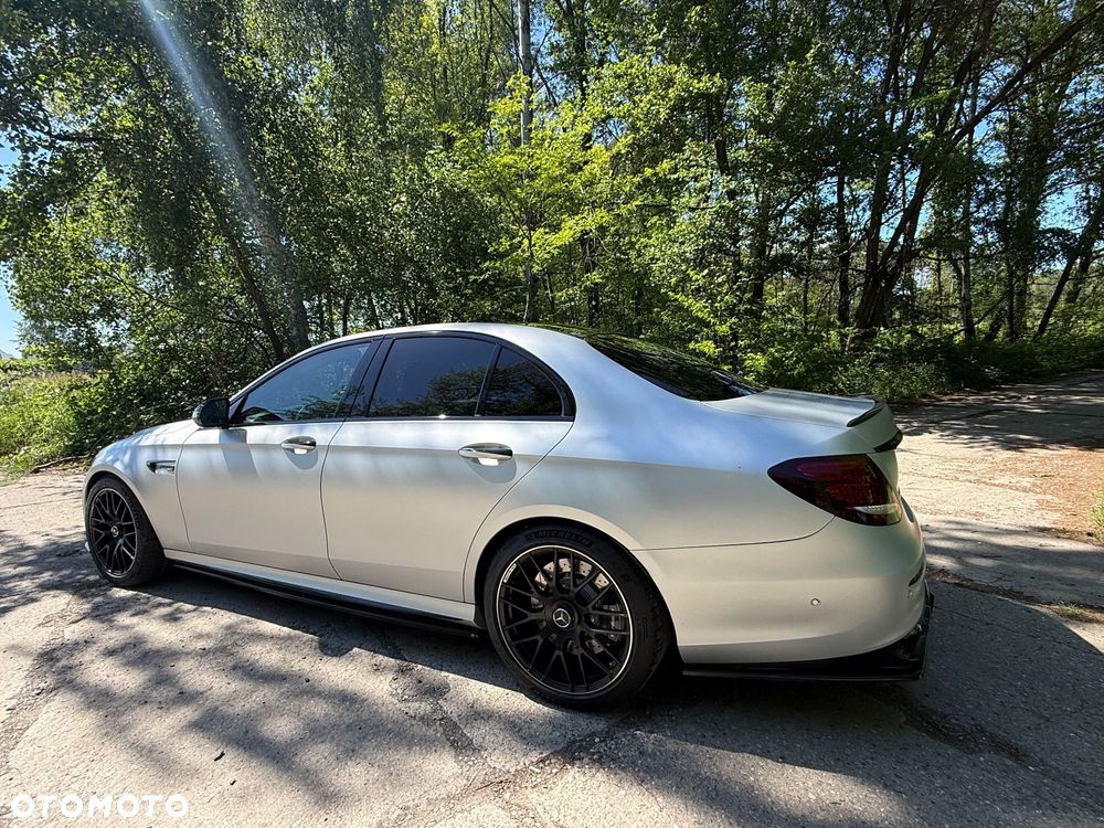 Mercedes-Benz Klasa E AMG 63 4-Matic+ - 7