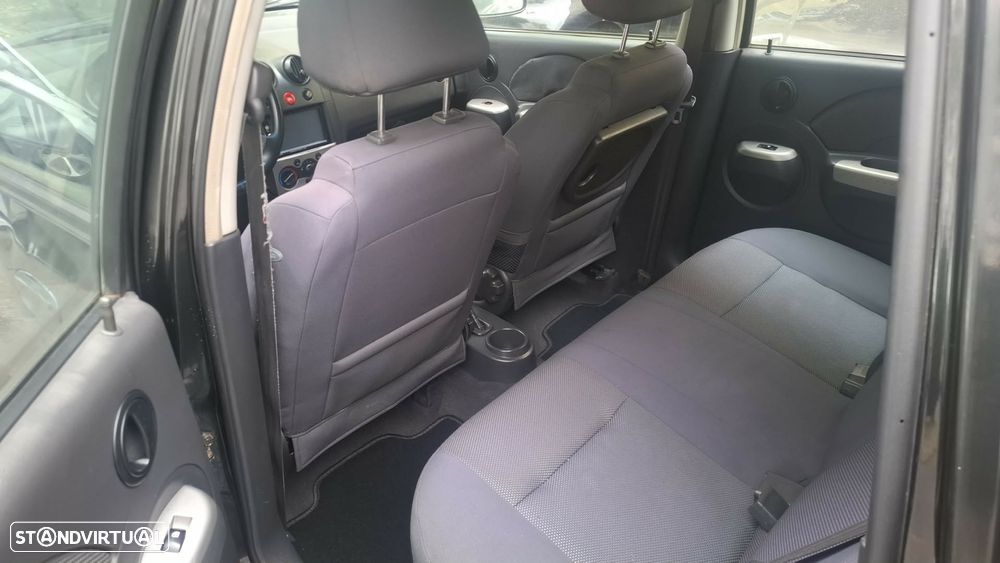 Chevrolet Kalos 1.2 SE - 11