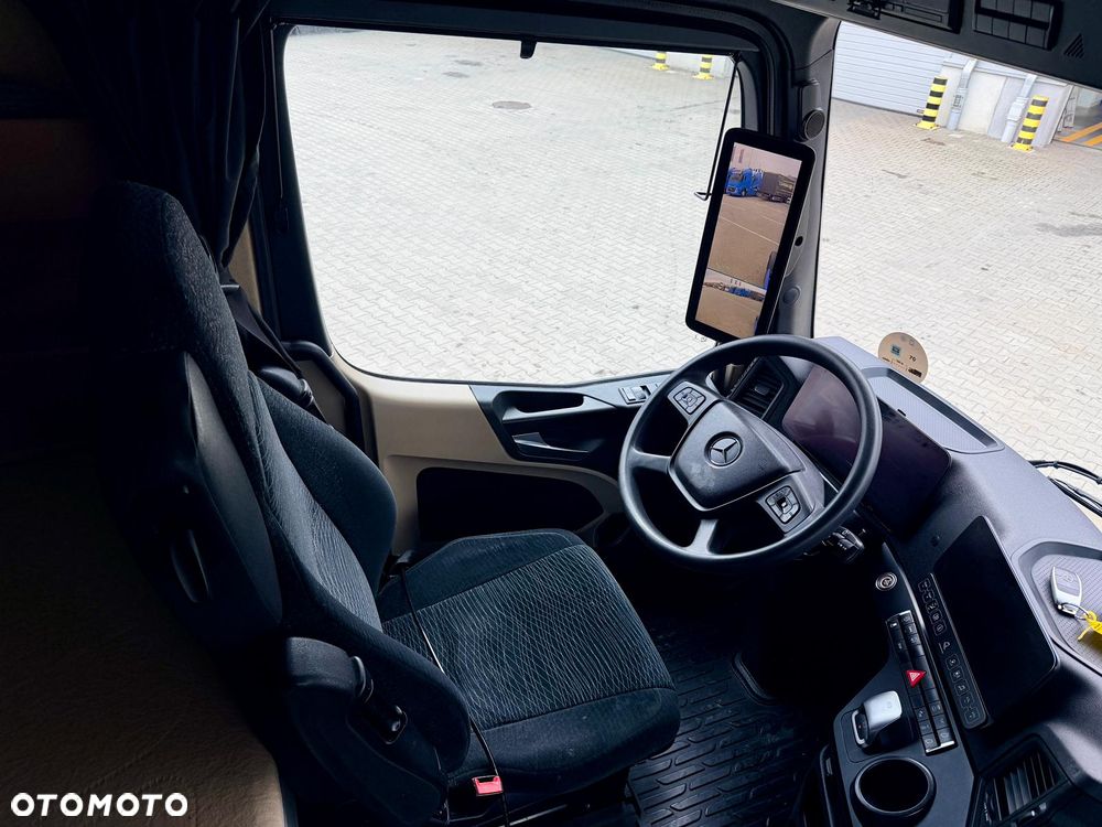 Mercedes-Benz MP5 1848 - 6