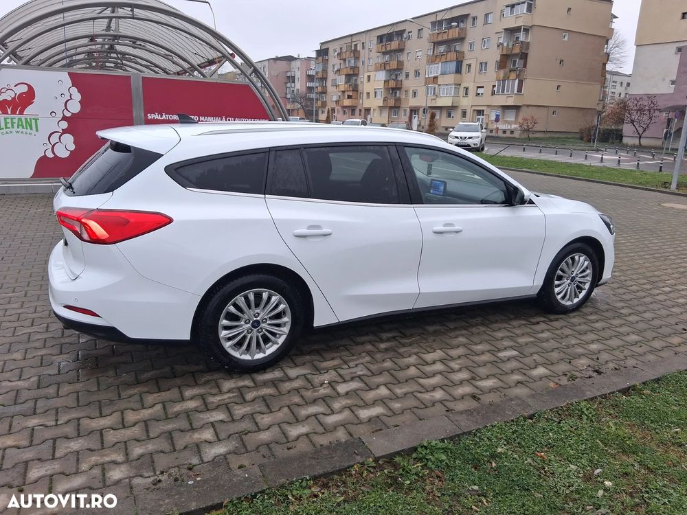 Ford Focus 1.5 EcoBlue Connected - 4
