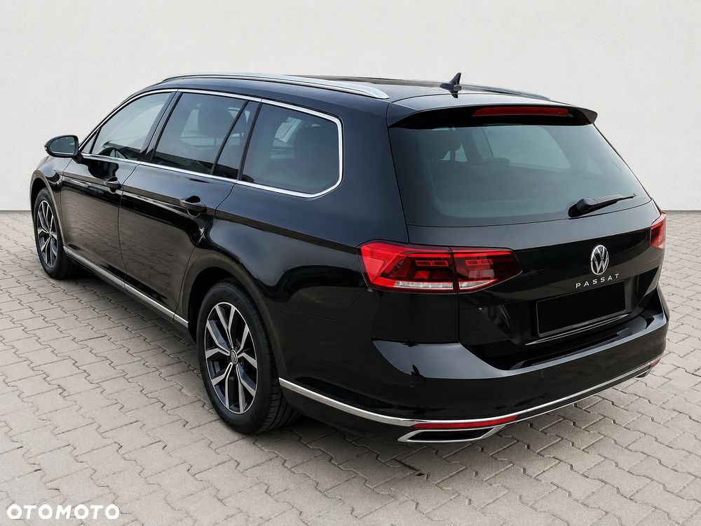 Volkswagen Passat 1.5 TSI EVO Elegance DSG - 3