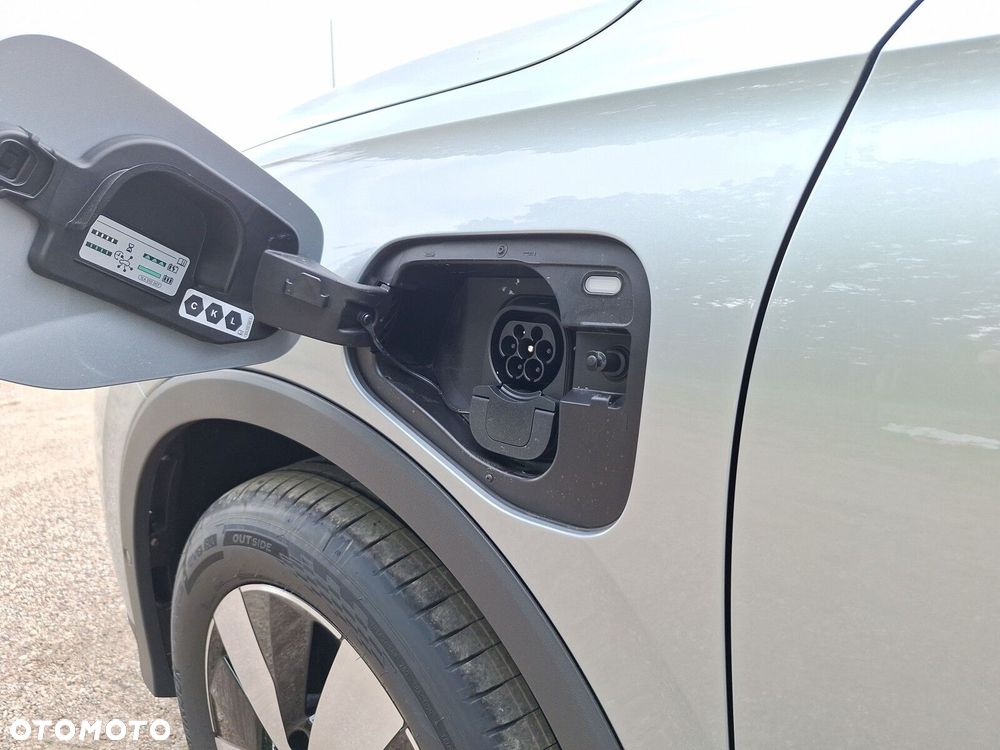 Volkswagen Tiguan 1.5 eHybrid PHEV 150kW Elegance DSG - 24