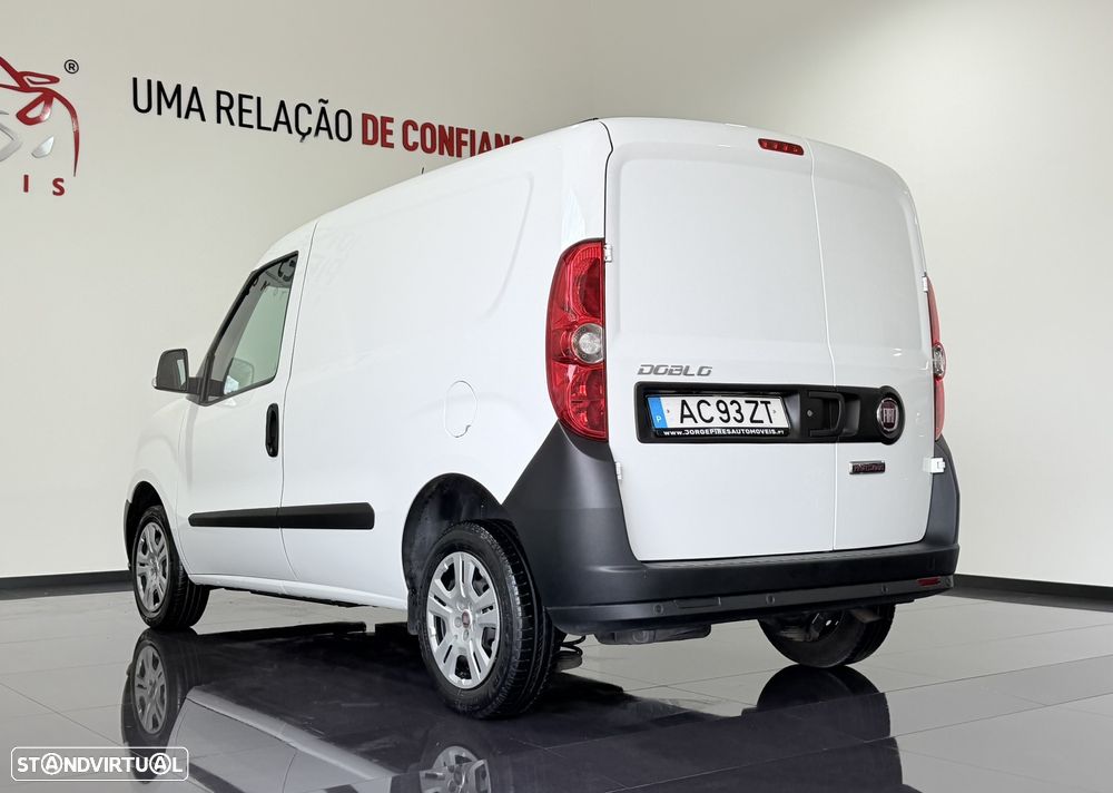 Fiat DOBLO CARGO 1.3 M-JET 95 CV - 3 LUGARES - IVA DEDUTIVÉL - 19