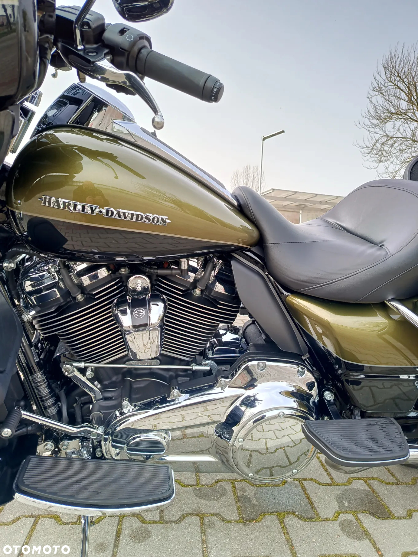 Harley-Davidson FLHS Electra Glide - 11