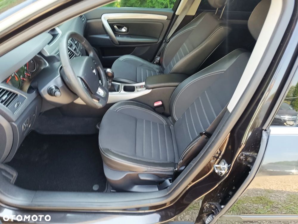 Renault Laguna - 15