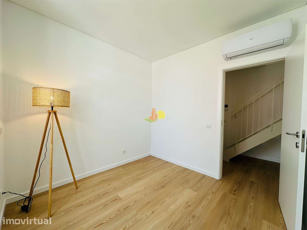 Duplex Novo - ARRENDAMENTO - Grande imagem: 4/20