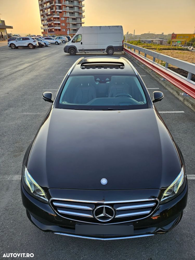 Mercedes-Benz E 220 d T 9G-TRONIC - 7