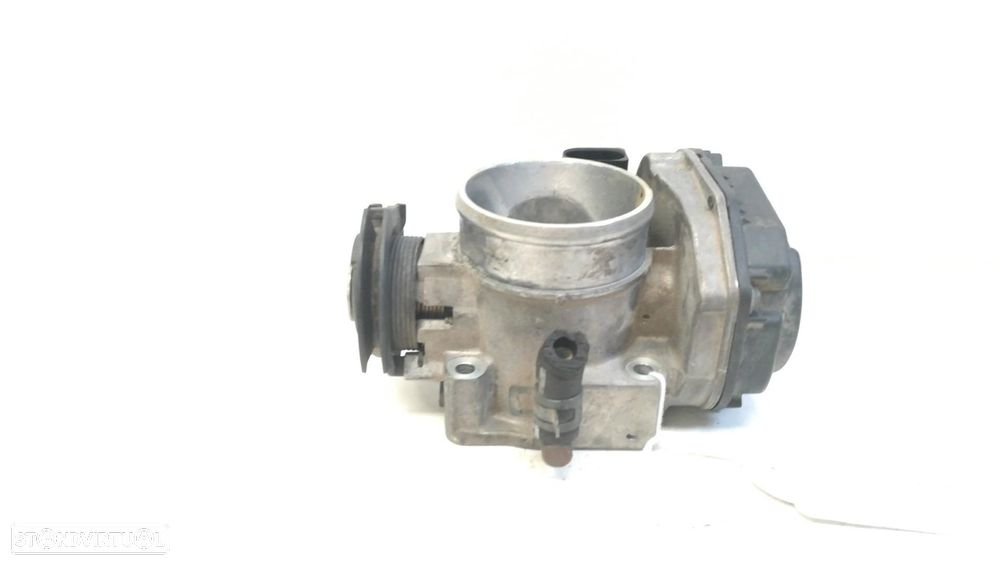 CORPO DE BORBOLETAS AUDI A3 8L - 1