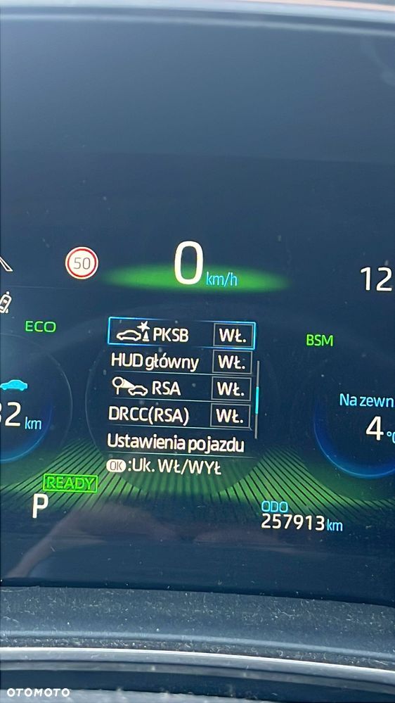 Toyota Corolla 2.0 Hybrid GR Sport Dynamic - 22