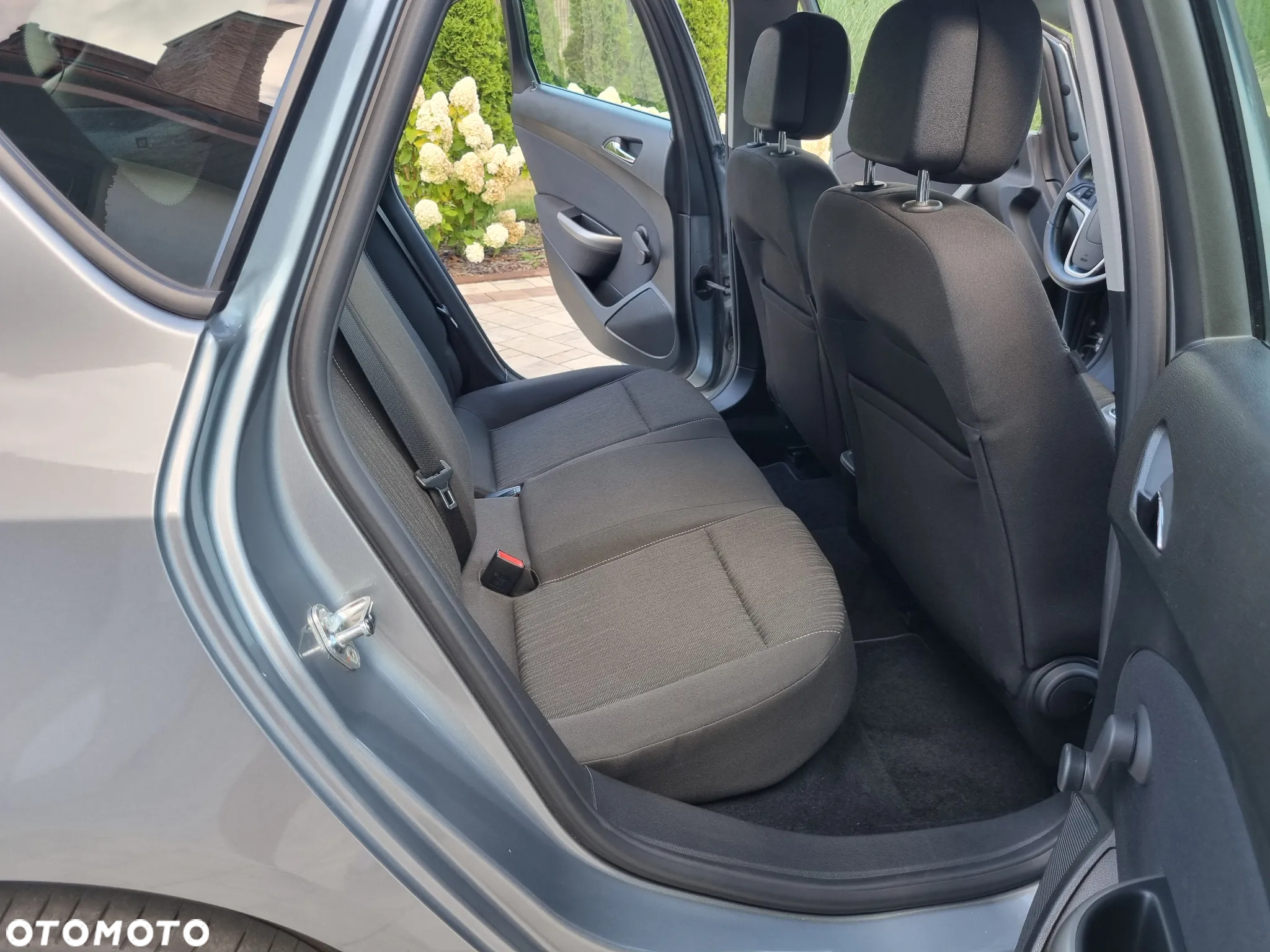 Opel Astra 1.4 Turbo Innovation - 13