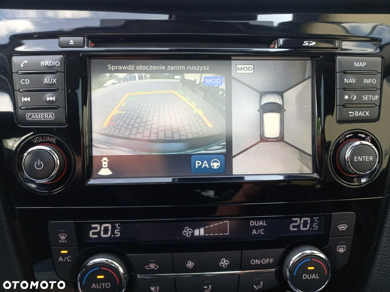 Nissan Qashqai 1.6 dCi Xtronic TEKNA+ - 39
