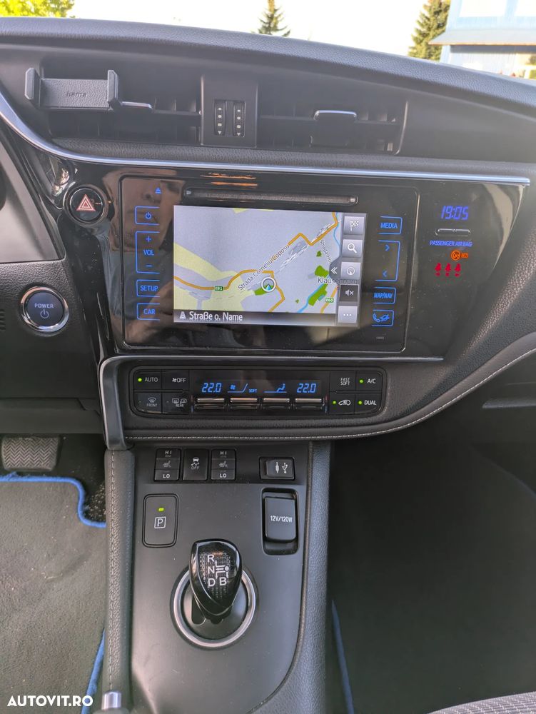Toyota Auris - 8
