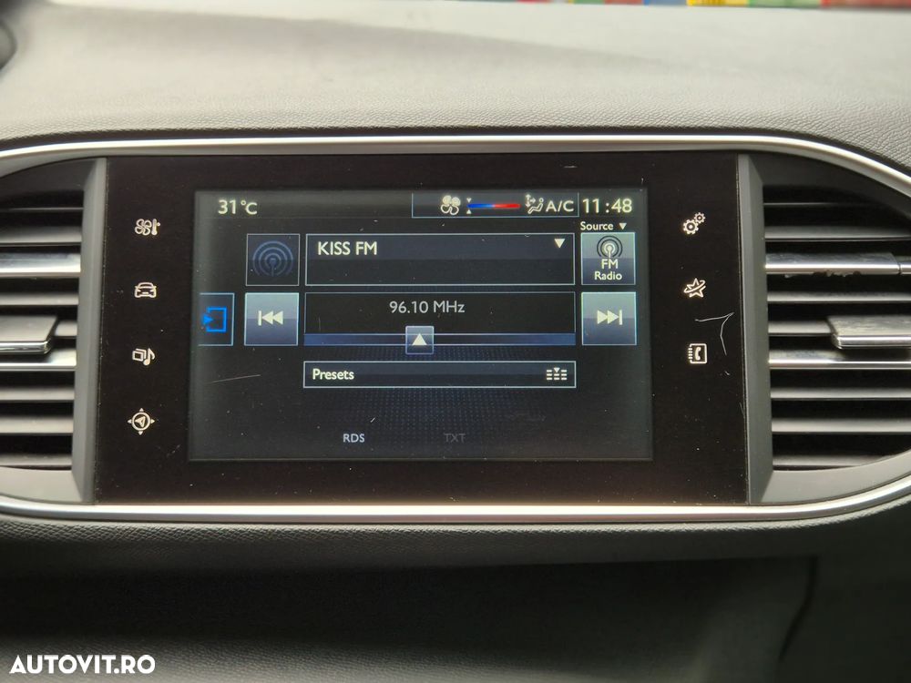 Peugeot 308 1.6 e-HDI FAP STT Allure - 21