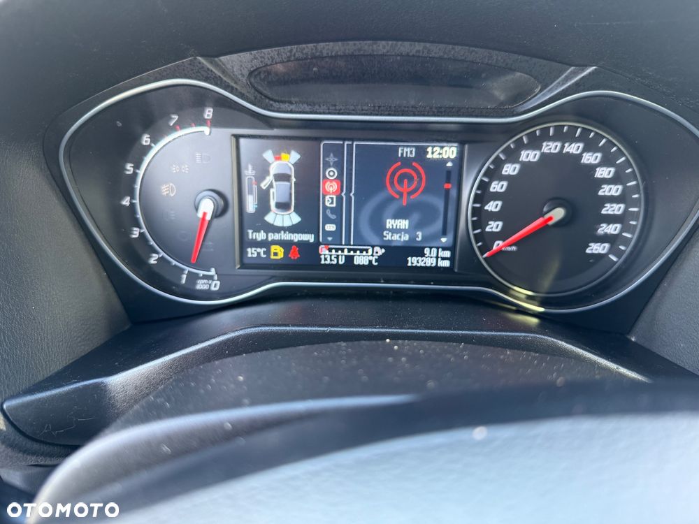 Ford Mondeo 2.0 Champions Edition - 12
