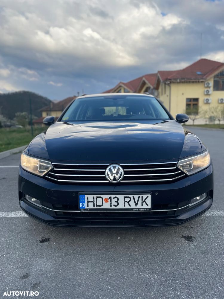 Volkswagen Passat 2.0 TDI Trendline - 1