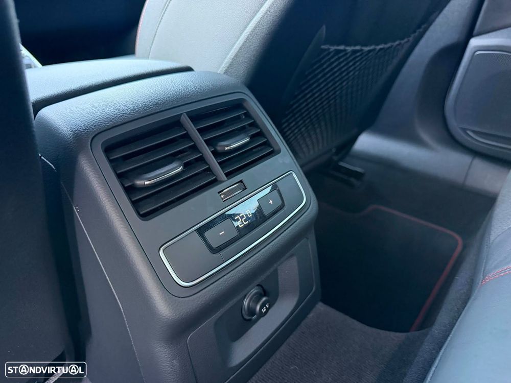 Audi A4 Avant 40 TDI S line S tronic - 30