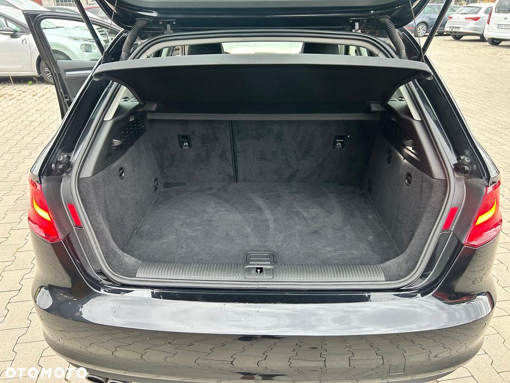 Audi A3 Sportback 1.4 TFSI cylinder on demand S tronic Ambiente - 21