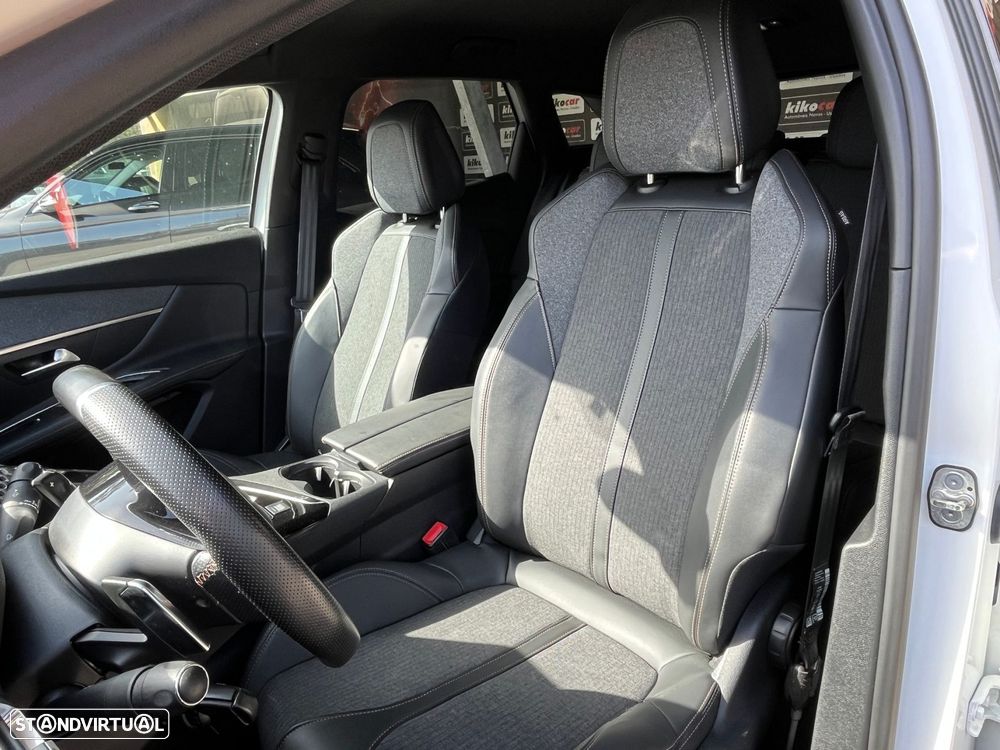 Peugeot 3008 1.5 BlueHDi GT EAT8 - 18