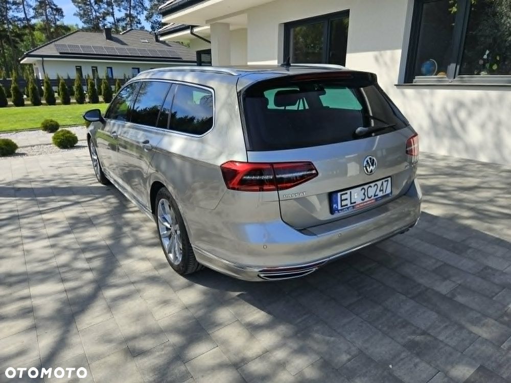 Volkswagen Passat 2.0 TDI BMT 4Mot Highline DSG - 8